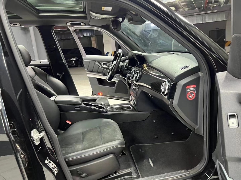 成都15年奔驰GLK5