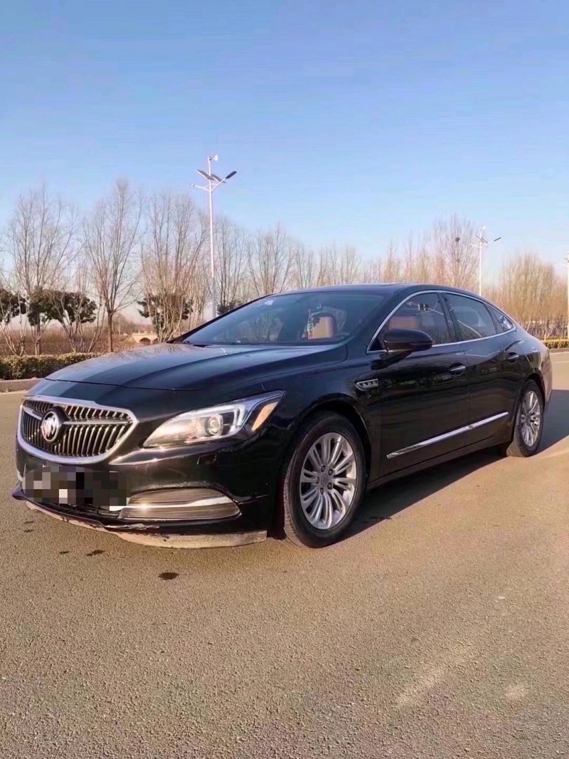 枣庄17年别克君越2