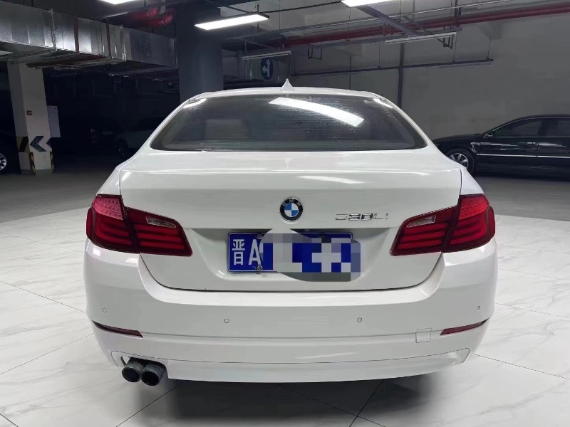 成都12年宝马5系4