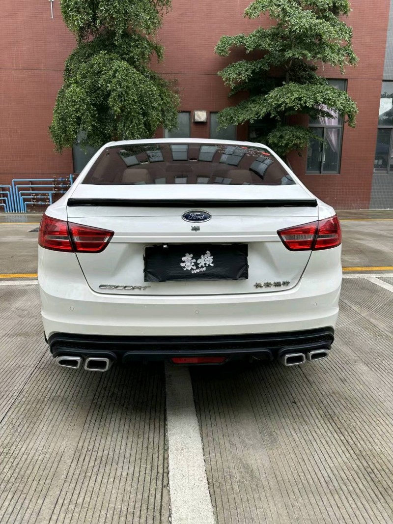 广州15年福特福睿斯9