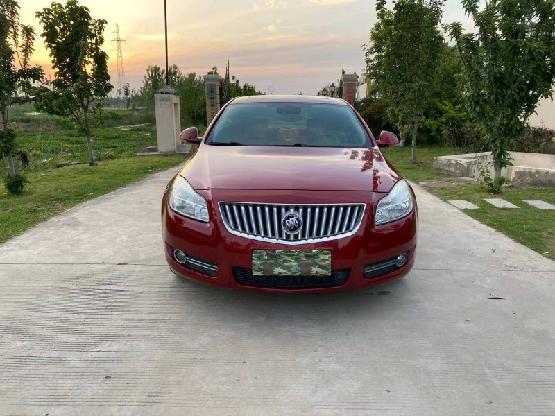 徐州11年别克君威1