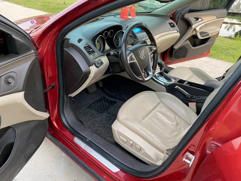 徐州11年别克君威4