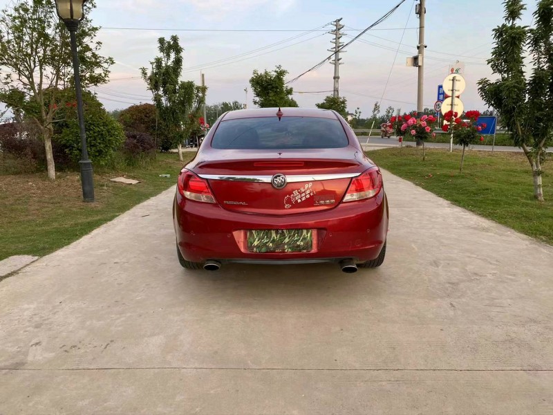 徐州11年别克君威9