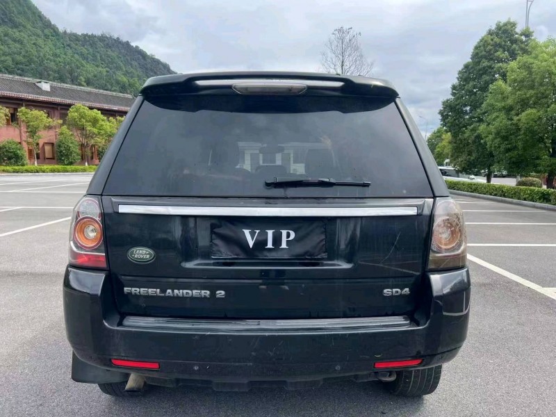 重庆13年路虎神行者5