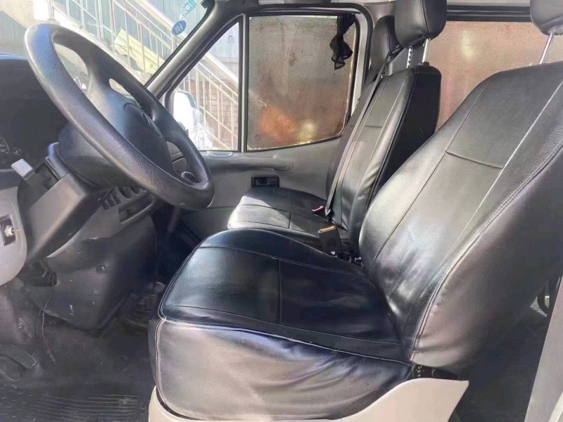 重庆15年福特全顺7