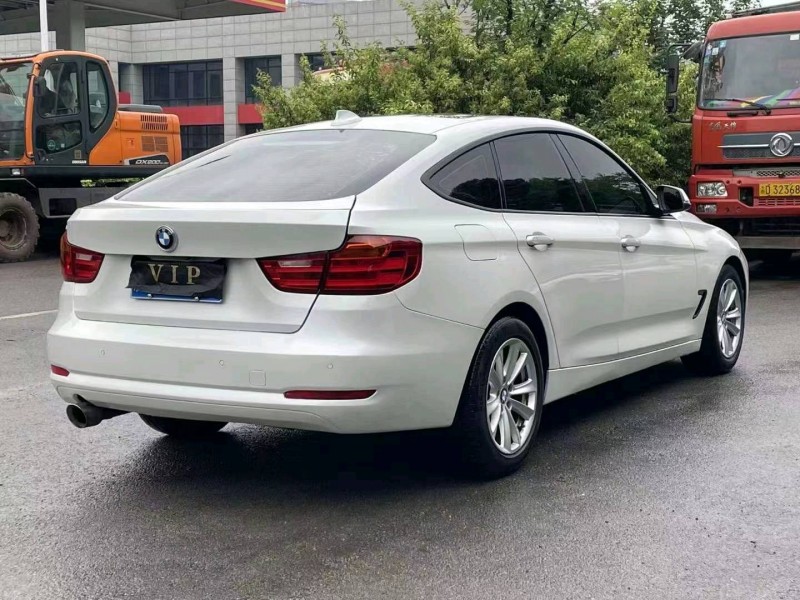 重庆15年宝马3系GT7