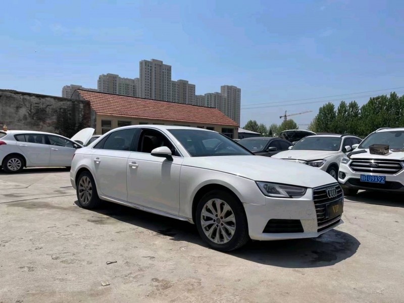 济南17年奥迪A4L2