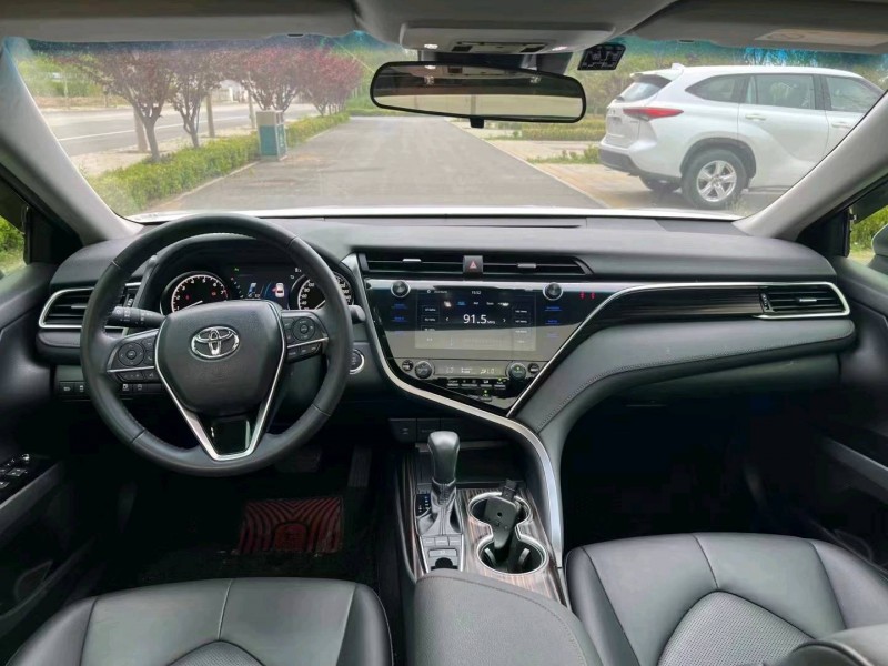 廊坊19年丰田凯美瑞5