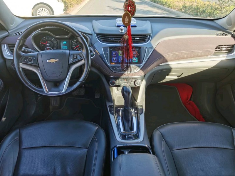 济南17年雪佛兰迈锐宝5