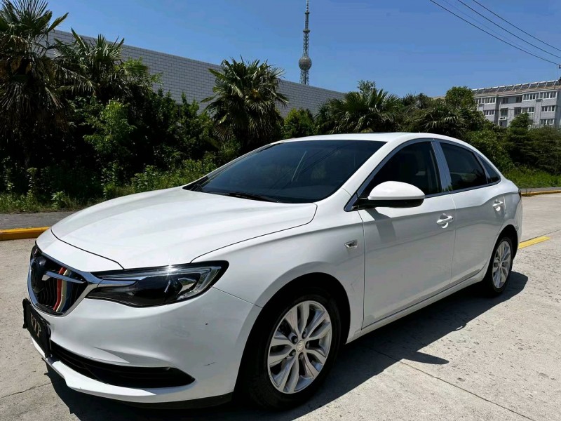 盐城20年别克英朗2