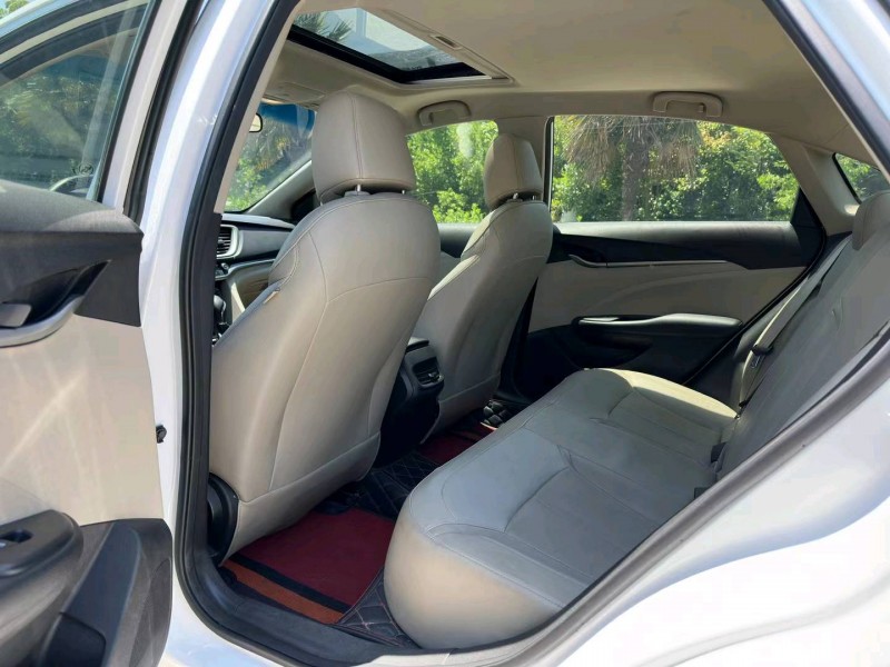 盐城20年别克英朗4