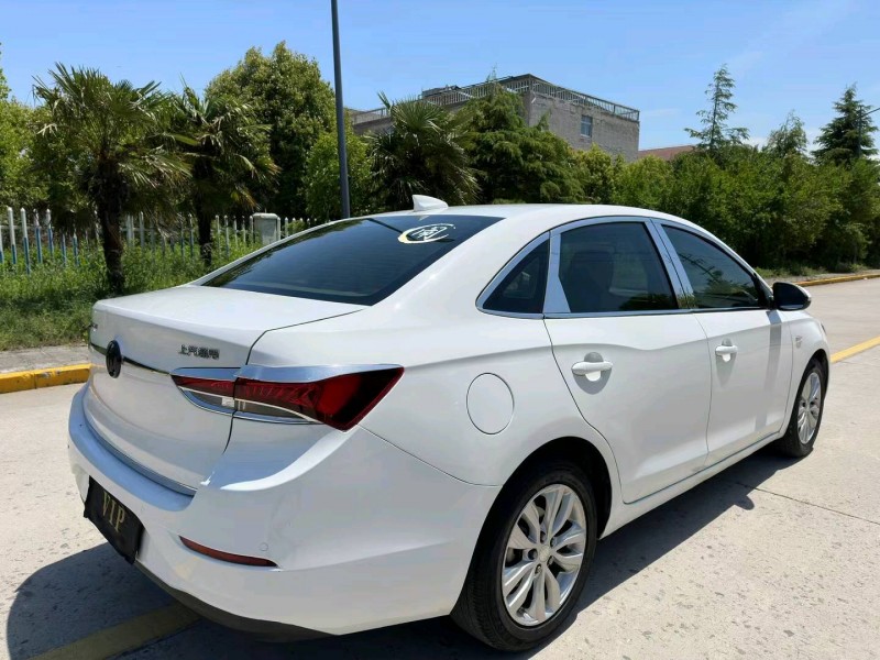 盐城20年别克英朗7