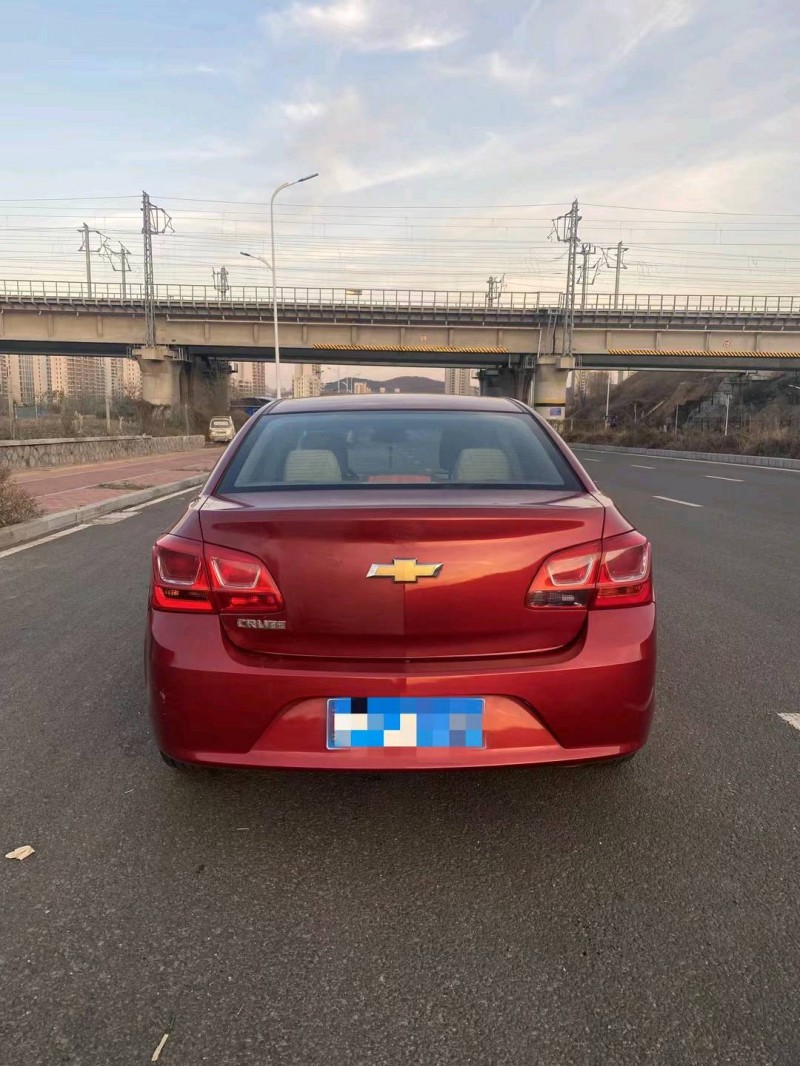 济南16年雪佛兰科鲁兹9