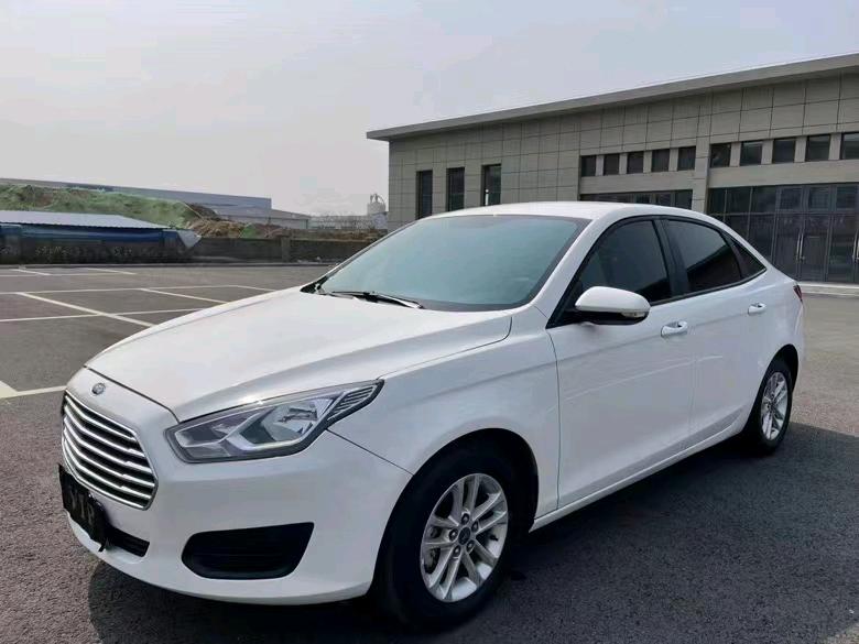 盐城20年福特福睿斯2