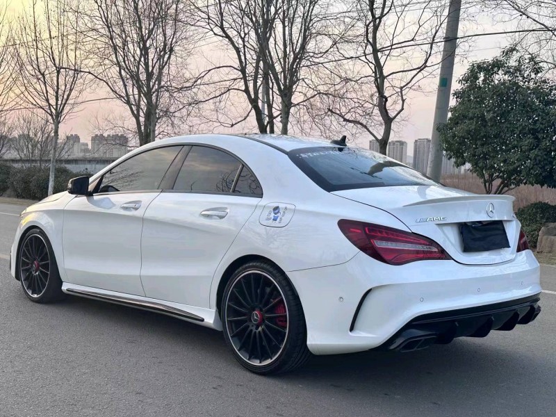 徐州19年奔驰CLA8