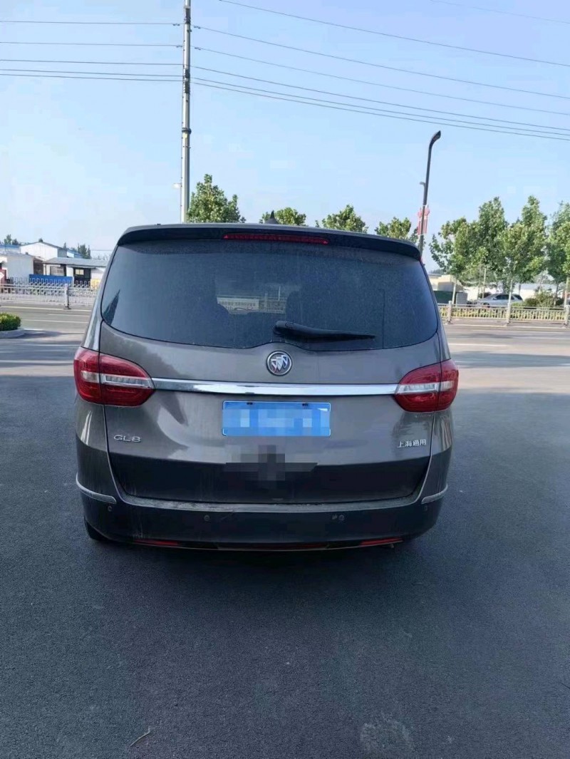 青岛16年别克GL82