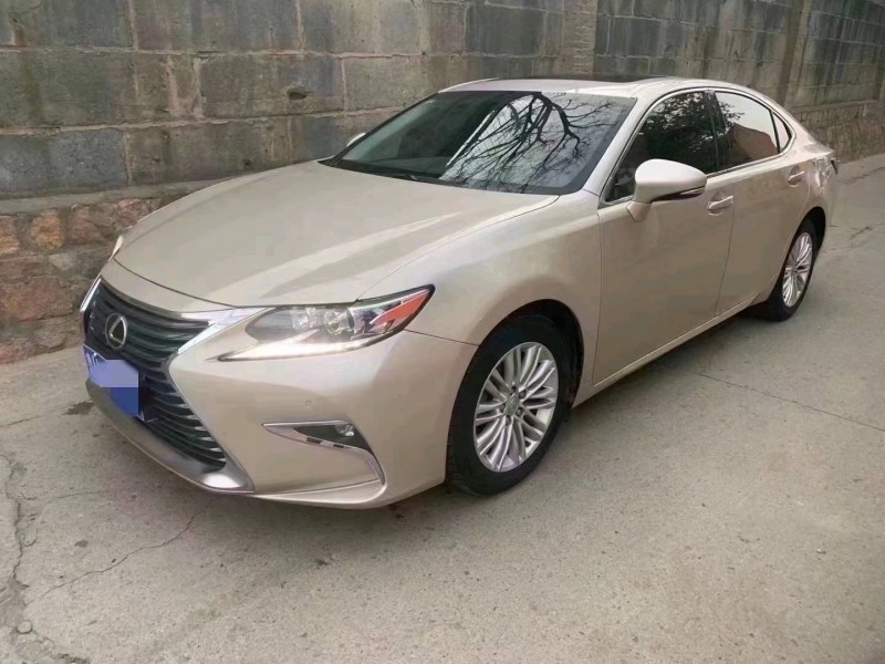 济南17年雷克萨斯ES2