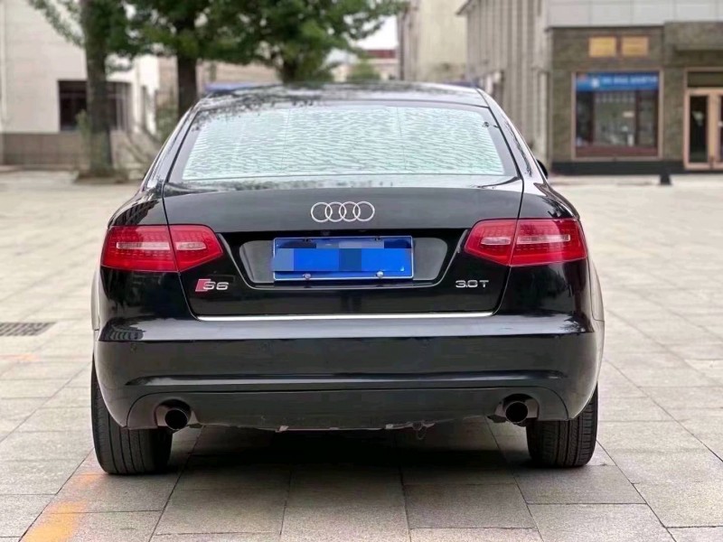 济南12年奥迪A6L8