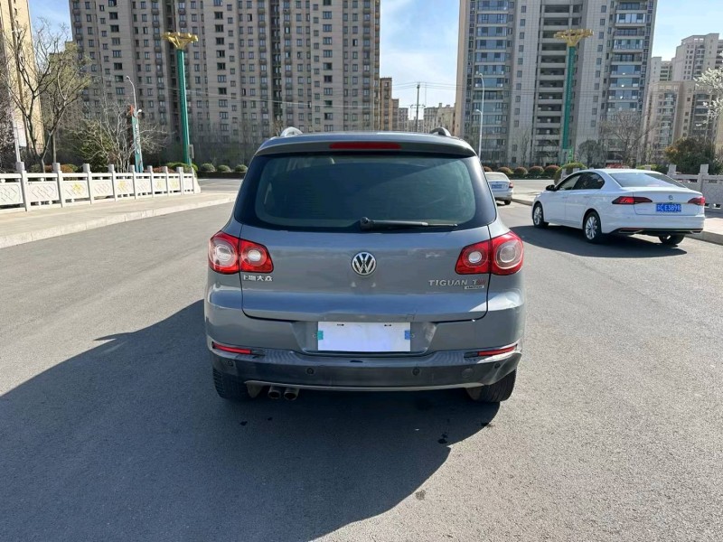 徐州12年大众途观5