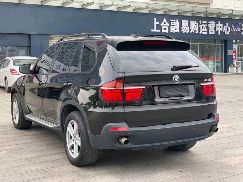 青岛10年宝马X54
