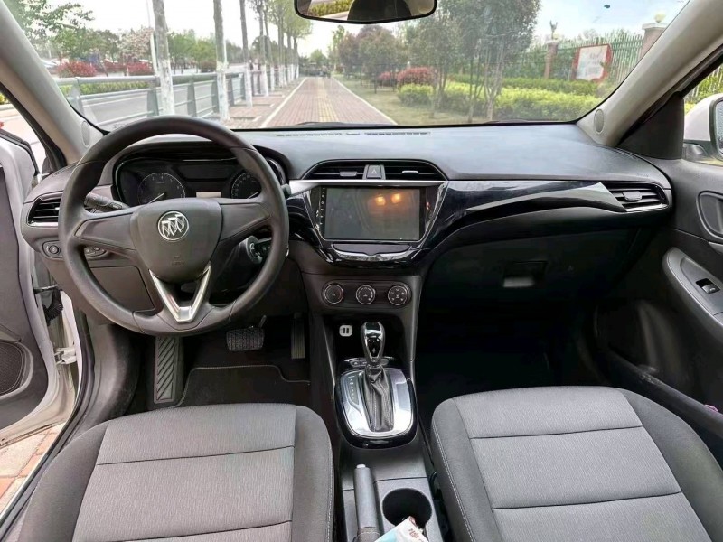 芜湖18年别克凯越8