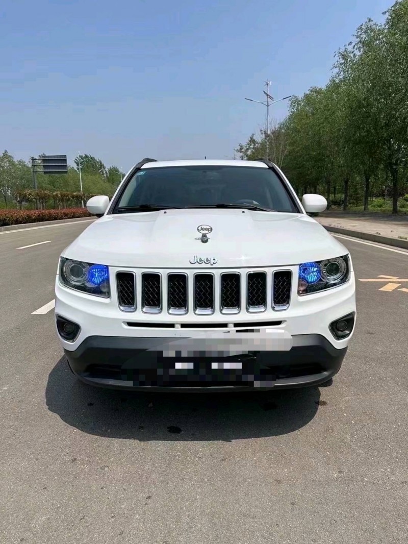 枣庄14年Jeep指南者1