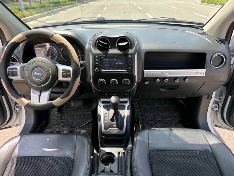 枣庄14年Jeep指南者6