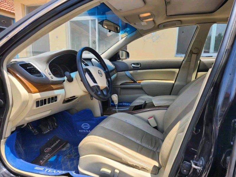 济南11年日产天籁6