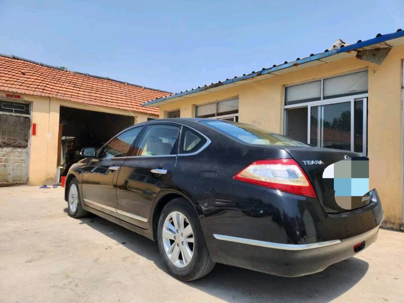 济南11年日产天籁4