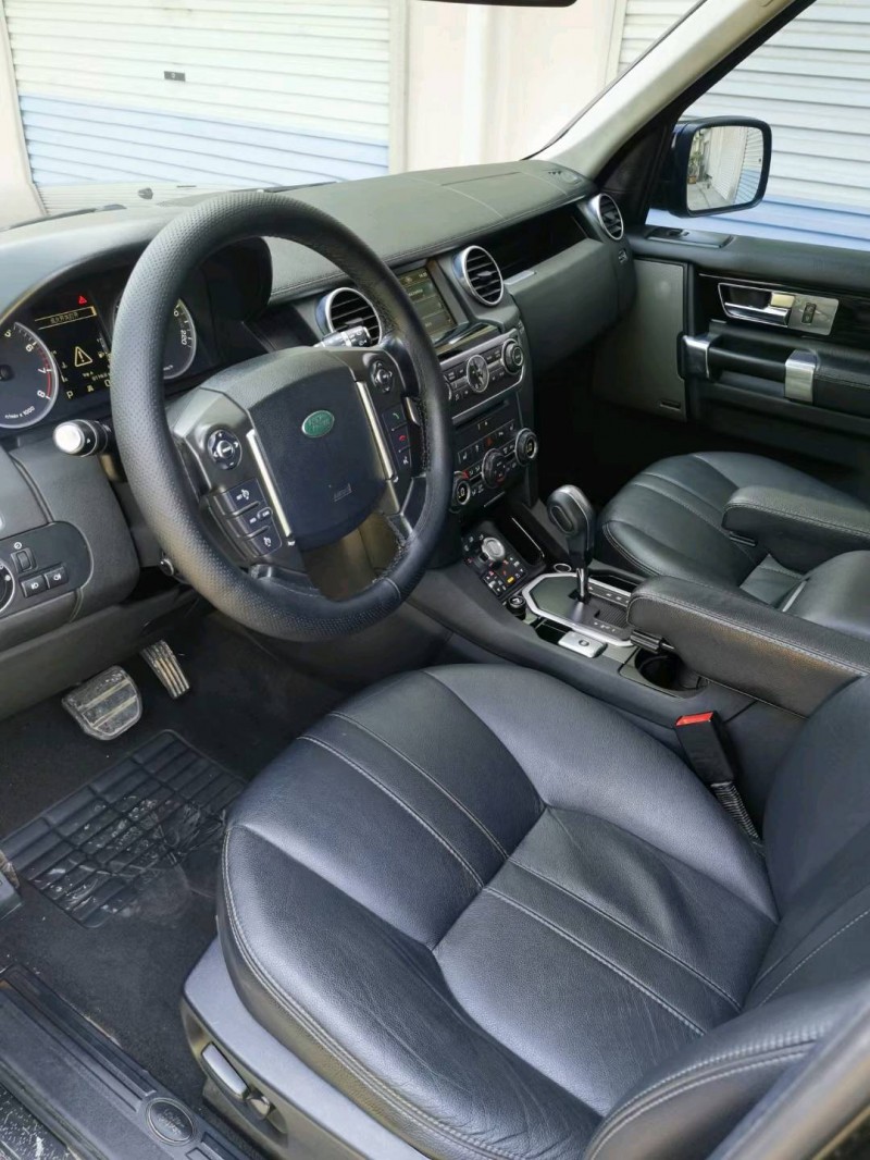 青岛12年路虎发现4