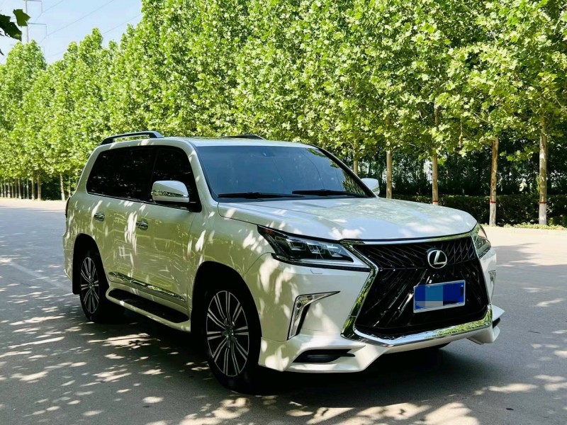 聊城11年雷克萨斯LX3