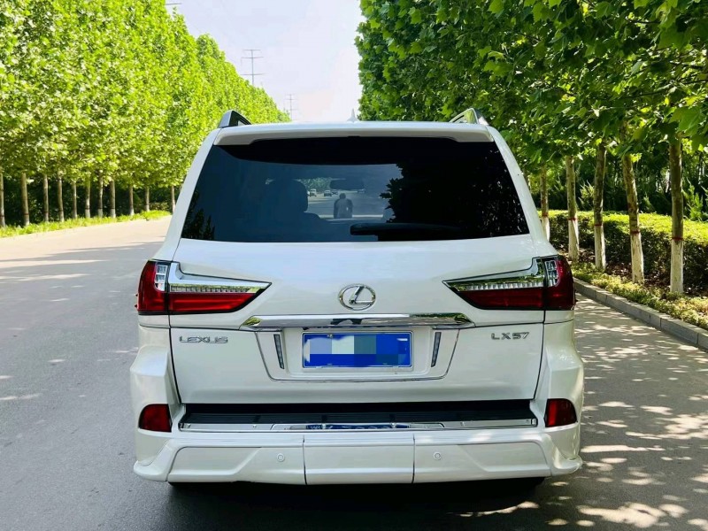 聊城11年雷克萨斯LX9