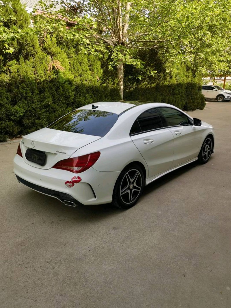 青岛16年奔驰CLA7