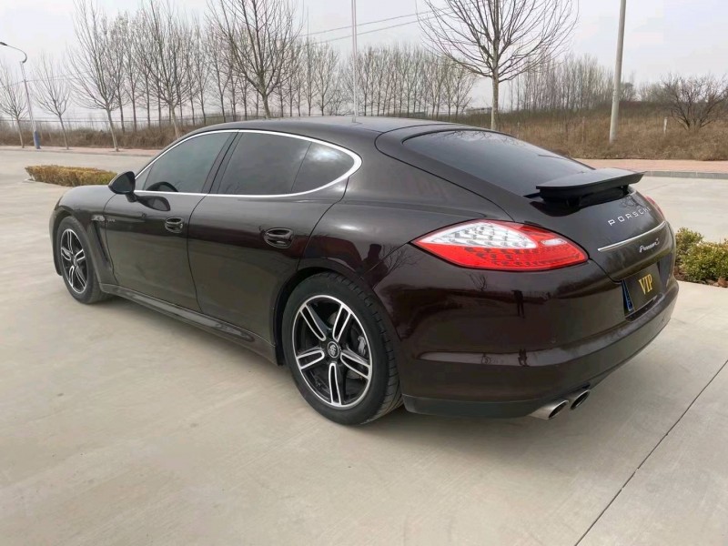 廊坊13年保时捷帕拉梅拉8