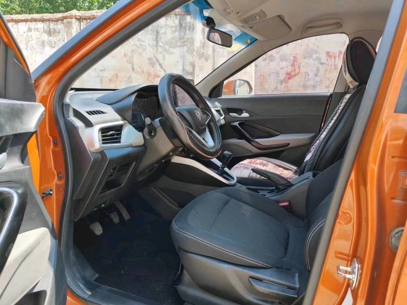 芜湖17年宝骏5105