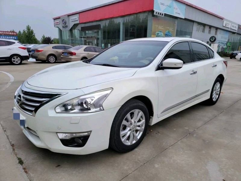 济南14年日产天籁2