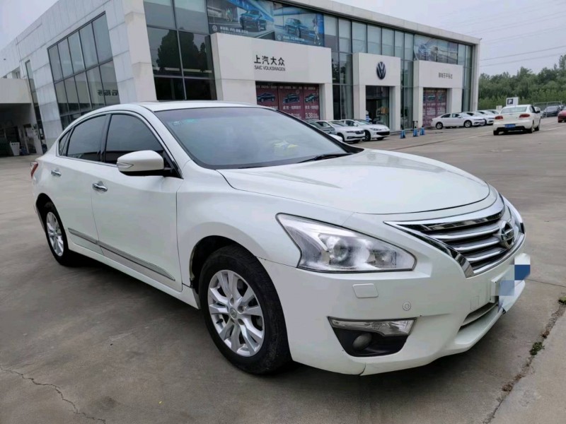 济南14年日产天籁3