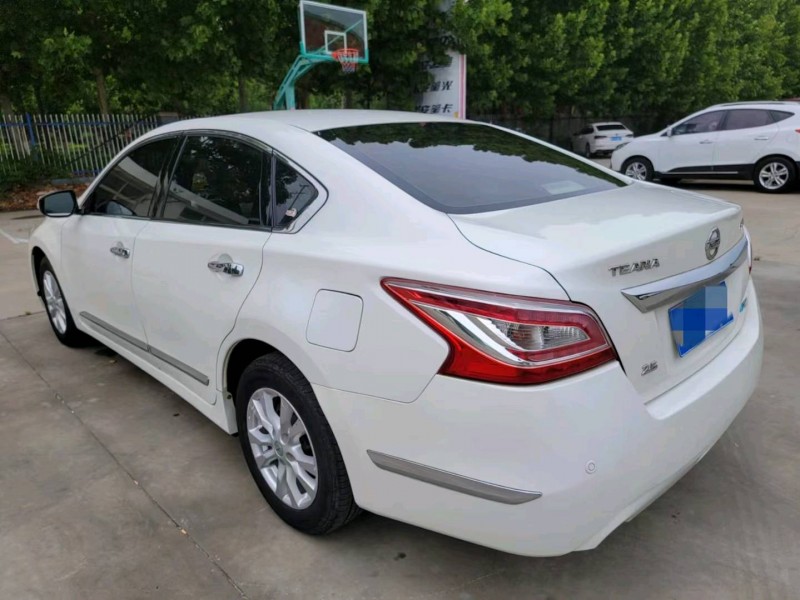 济南14年日产天籁8