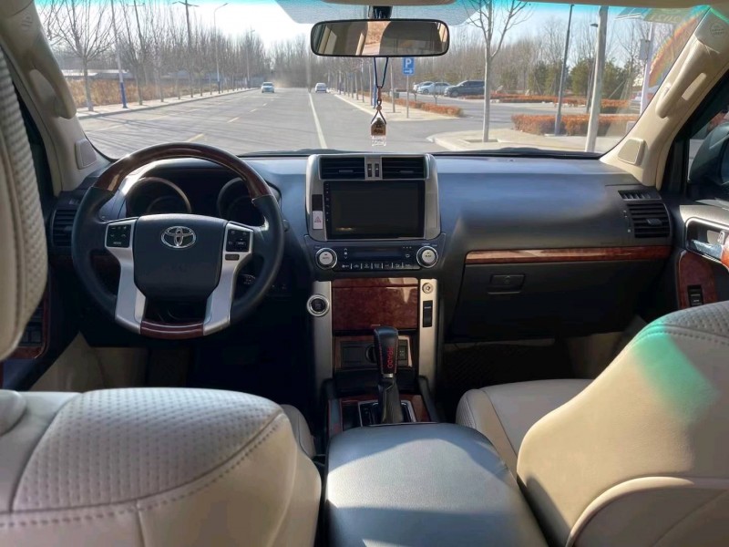 廊坊13年丰田普拉多6