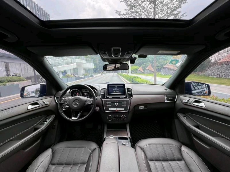 广州18年奔驰GLE7