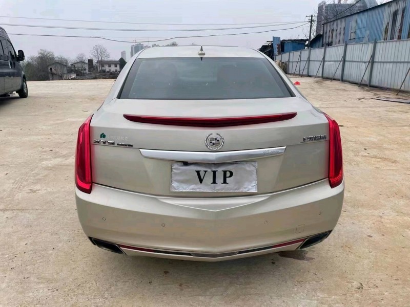 济南14年凯迪拉克XTS3