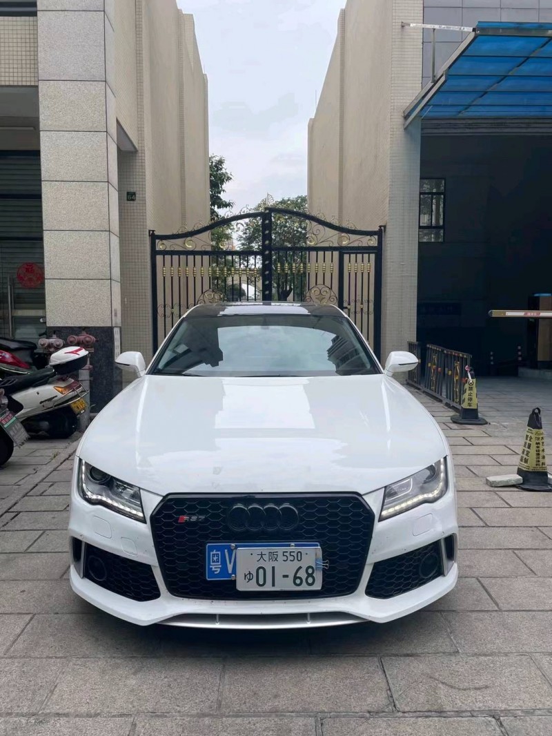 广州13年奥迪A7L1