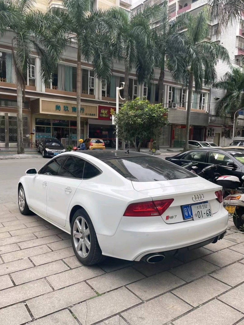 广州13年奥迪A7L7