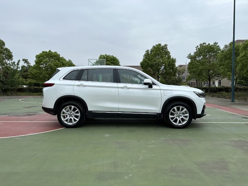 武漢22年創維EV65