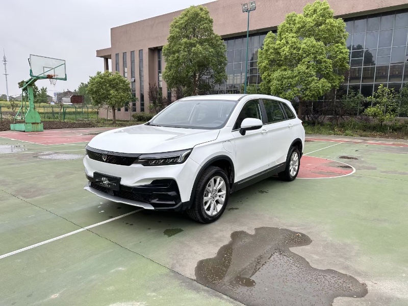 武漢22年創維EV64