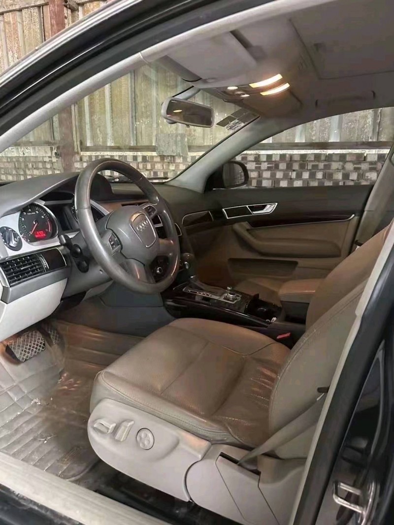 济南12年奥迪A64