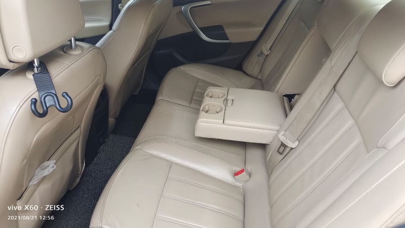 济宁10年别克君威7