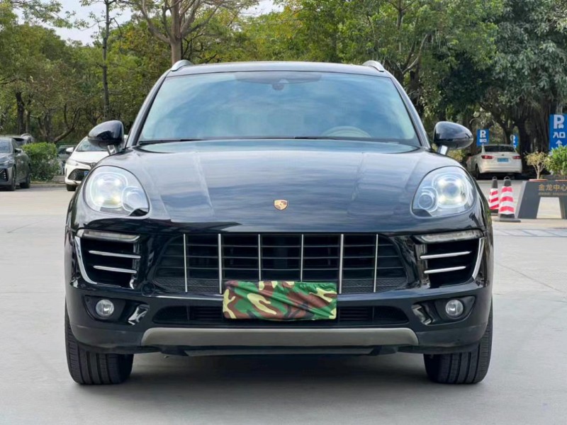 东莞17年保时捷Macan1
