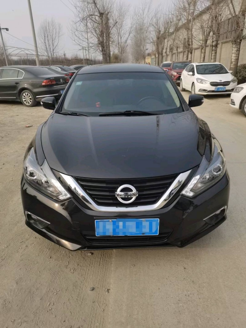 保定17年日产天籁1