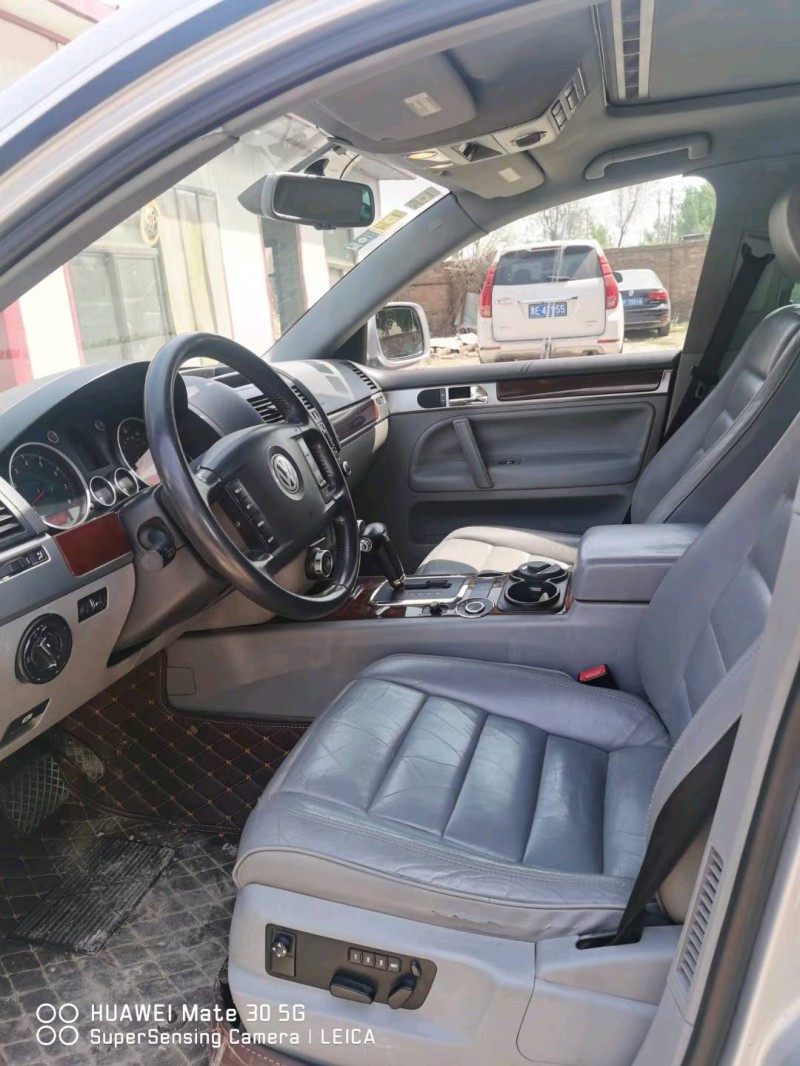 保定05年大众途锐7